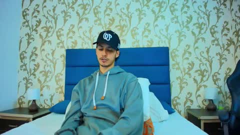 marcus_jeron online show from November 2025 03:09:01 AM