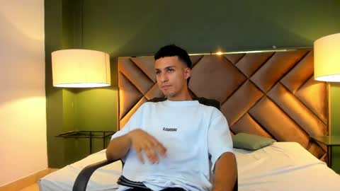 marcus_jeron online show from April 2026 11:19:02 PM