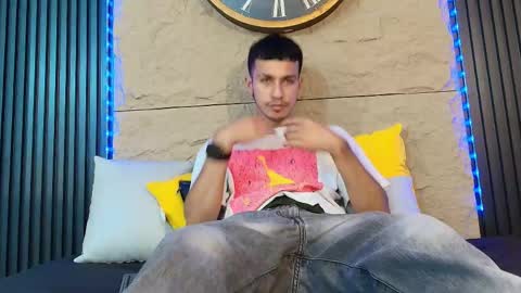 Snapshot of marcus_jeron chatting on May 2026 12:16:02 AM marcus_jeron online show from May 2026 12:16:02 AM
