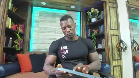 Snapshot of marcusblack_ chatting on May 2026 02:01:02 PM Marcusssss online show from May 2026 02:01:02 PM