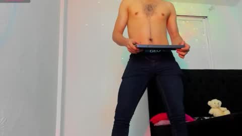 Marcus Independent Model online show from April 2026 03:44:02 AM