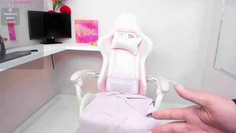 marfilastrom online show from December 2024 08:13:01 AM