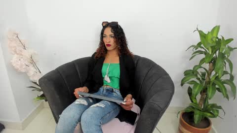 marfilastrom online show from January 2025 07:52:01 PM