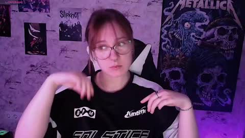 Snapshot of margaret_red chatting on May 2026 05:29:02 PM Margaret online show from May 2026 05:29:02 PM