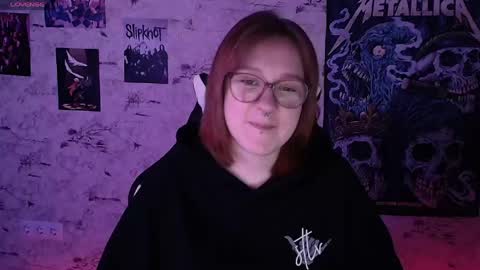 Snapshot of margaret_red chatting on May 2026 08:28:01 PM Margaret online show from May 2026 08:28:01 PM