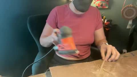 Elle online show from March 2026 01:12:02 PM