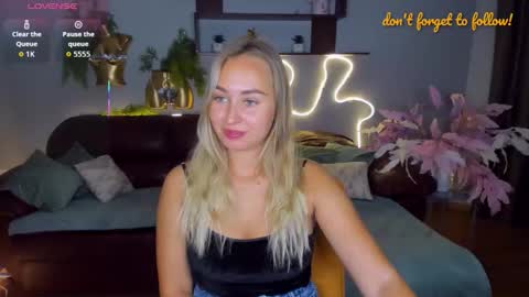 MargoSugar online show from October 2025 06:36:01 AM