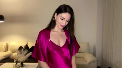 Margot online show from November 2025 01:31:01 AM