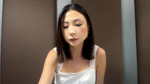 Snapshot of margturcotte chatting on June 2026 01:43:01 PM Lily online show from June 2026 01:43:01 PM