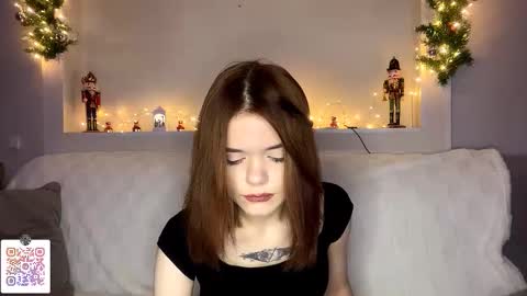 Lina online show from December 2025 09:23:02 PM