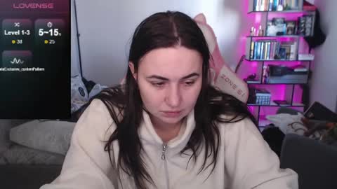 mari moore online show from April 2026 07:55:01 AM