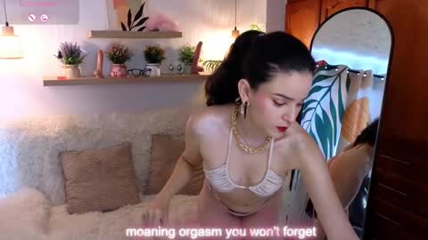 Maria Flowwer online show from February 2025 02:27:02 PM