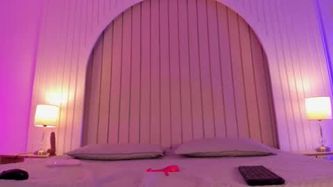 Maria  online show from December 2025 11:26:02 AM