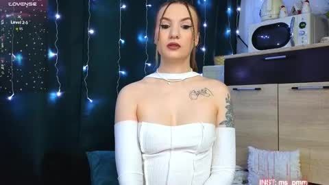 Snapshot of maria_shy_lii chatting on December 2024 05:10:02 AM maria_shy_lii online show from December 2024 05:10:02 AM