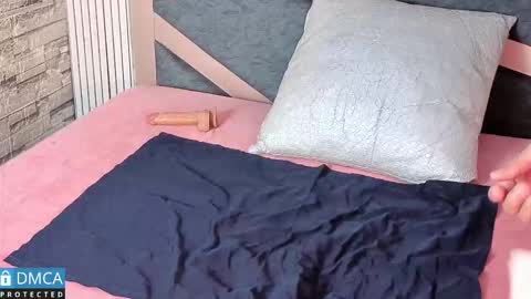 maria_twenty online show from November 2025 11:20:01 AM