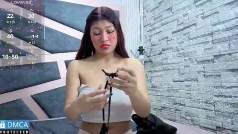 maria_twenty online show from November 2025 11:11:01 AM