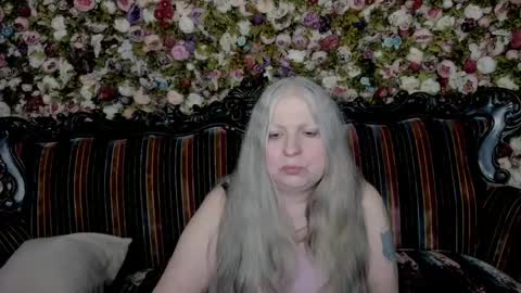 Snapshot of mariabelladonna chatting on May 2026 12:35:01 PM Maria online show from May 2026 12:35:01 PM