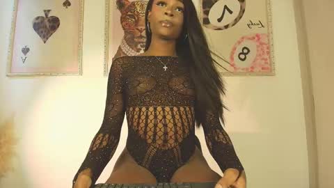 Snapshot of mariablush_ chatting on May 2026 02:57:02 PM online show from May 2026 02:57:02 PM