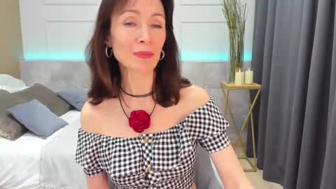 Mari online show from February 2025 01:48:01 PM
