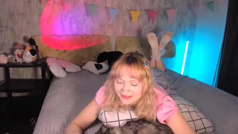 Maria online show from March 2025 11:04:02 PM