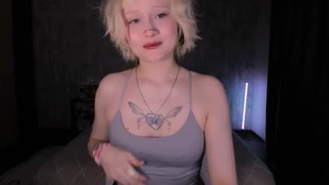 Maria online show from October 2025 11:35:01 PM