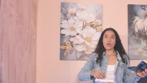 Marian online show from October 2025 11:22:01 AM