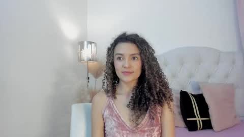 Marian online show from October 2025 12:19:01 AM