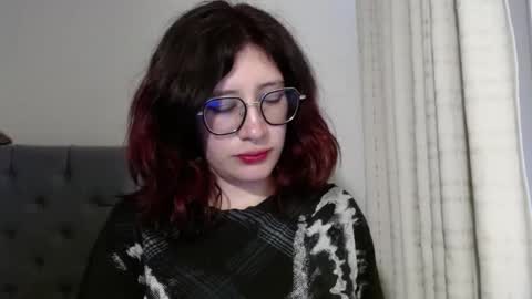 Mariana online show from January 2025 03:29:02 PM