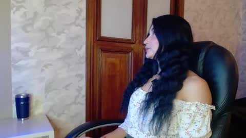 Snapshot of mariana96_ chatting on November 2025 11:31:01 AM Mariana online show from November 2025 11:31:01 AM