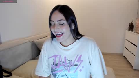 Mariana online show from March 2026 05:02:02 AM