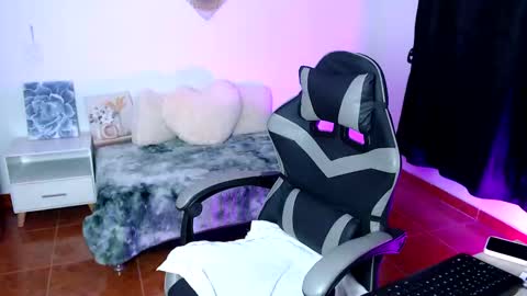 mariana__666 online show from October 2025 04:44:02 AM