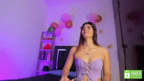 Snapshot of mariana_and_ronny chatting on May 2026 10:06:02 PM Mariana and Ronny online show from May 2026 10:06:02 PM