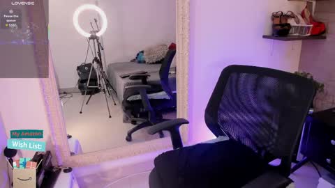Snapshot of mariana_c chatting on May 2026 01:41:01 PM Mar y online show from May 2026 01:41:01 PM