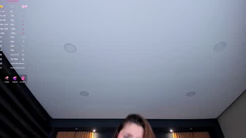 Snapshot of mariana_castro9 chatting on January 2025 07:39:02 PM Mariana Castro online show from January 2025 07:39:02 PM