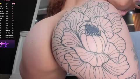 Snapshot of mariana_castro9 chatting on March 2025 06:32:01 AM Mariana Castro online show from March 2025 06:32:01 AM