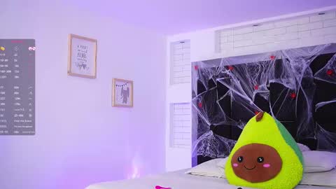 Mariana  online show from October 2025 07:14:01 PM