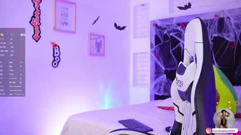 Mariana  online show from October 2025 06:58:02 PM