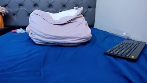 Mariana online show from February 2025 10:02:02 AM