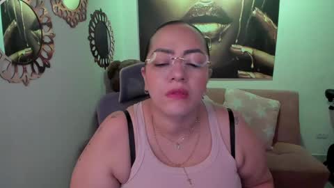 Snapshot of marianalopez81 chatting on May 2026 12:41:01 AM Mariana Lopez online show from May 2026 12:41:01 AM