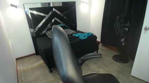 Mariana online show from June 2026 06:27:01 AM
