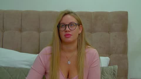 Maria online show from January 2025 06:33:01 AM