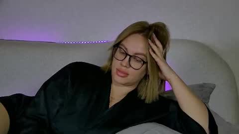 Maria online show from September 2025 07:23:01 AM