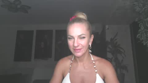 marianna1977 online show from July 2026 07:23:01 PM