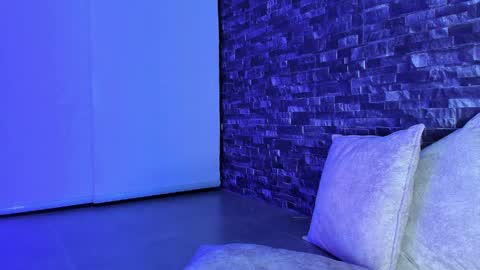 M A R I A N E online show from April 2026 12:22:01 AM