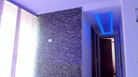 M A R I A N E online show from April 2026 05:23:01 PM