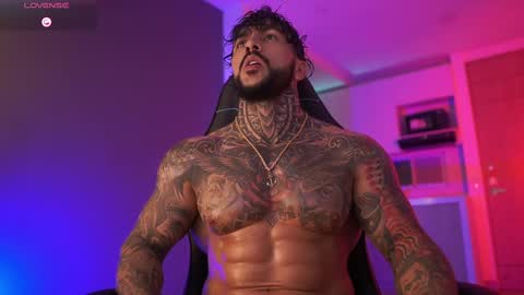 Mariano Costa online show from October 2025 01:09:01 AM