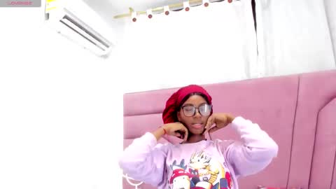 marianrosse online show from October 2025 07:47:01 PM