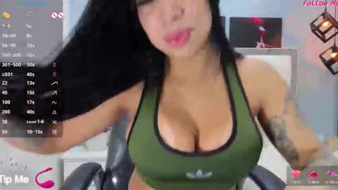 Snapshot of mariansexx chatting on May 2026 12:54:01 PM Marian Sexy online show from May 2026 12:54:01 PM