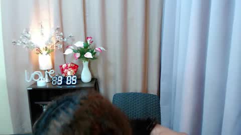 Maria online show from October 2025 07:04:02 AM