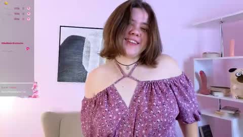 Morana online show from October 2025 03:14:01 PM